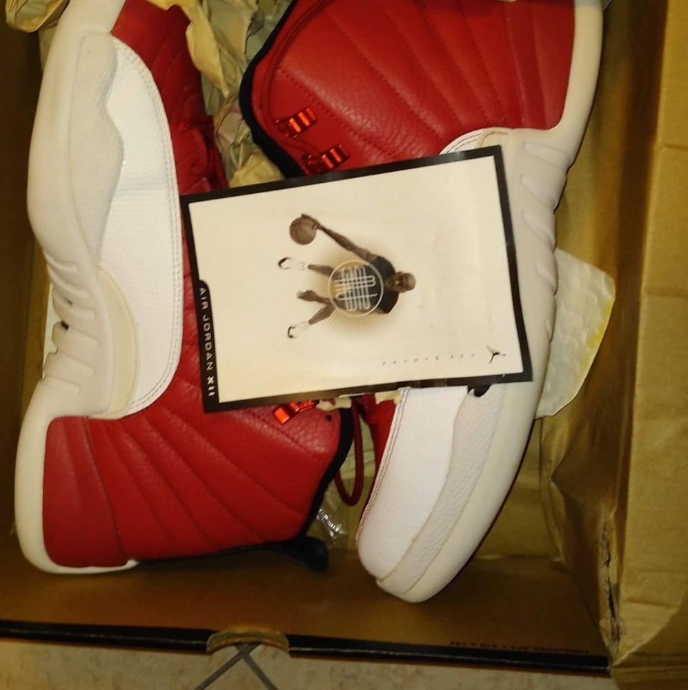 Red and white 12s